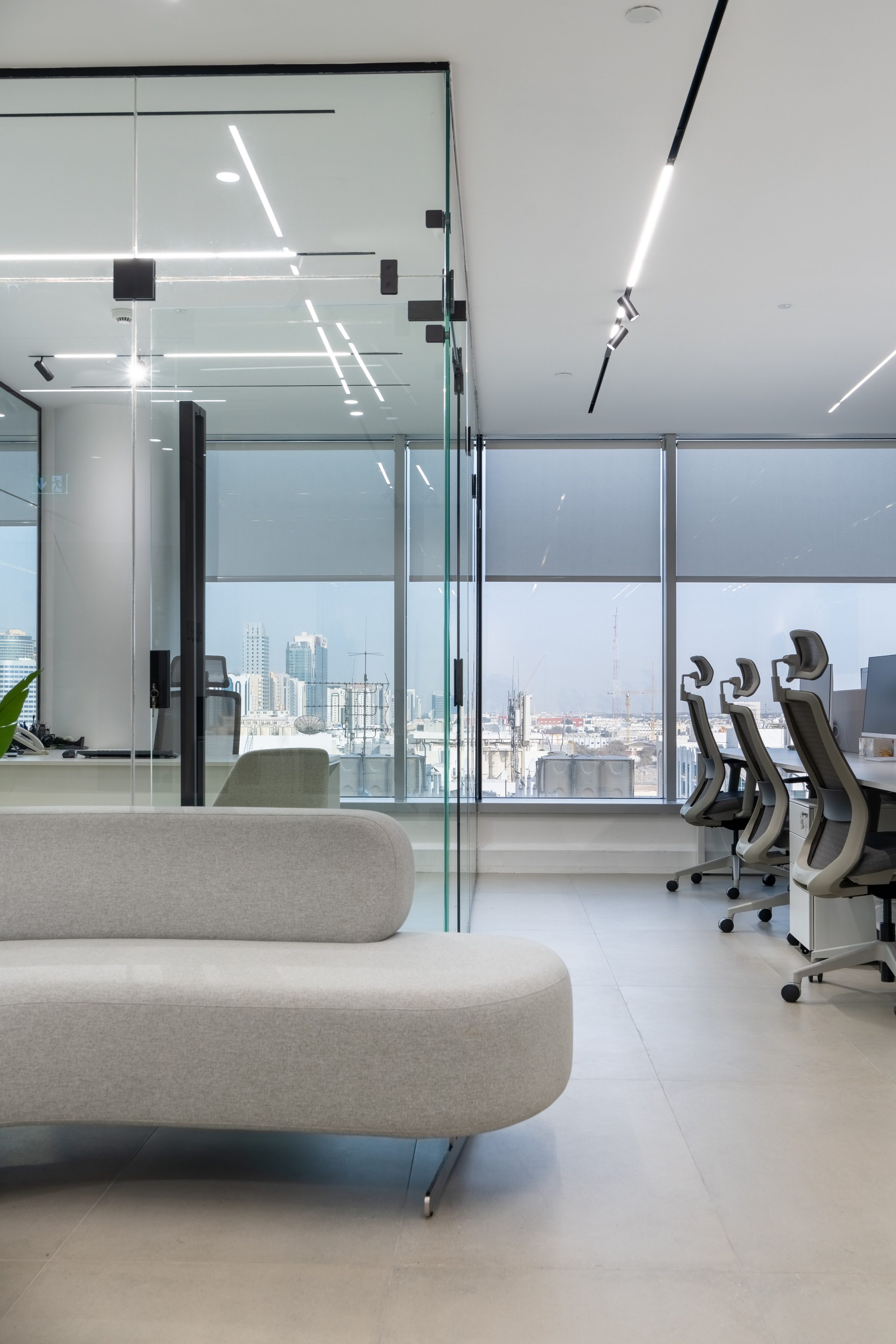 Eye on Technology — lounge and workstations
